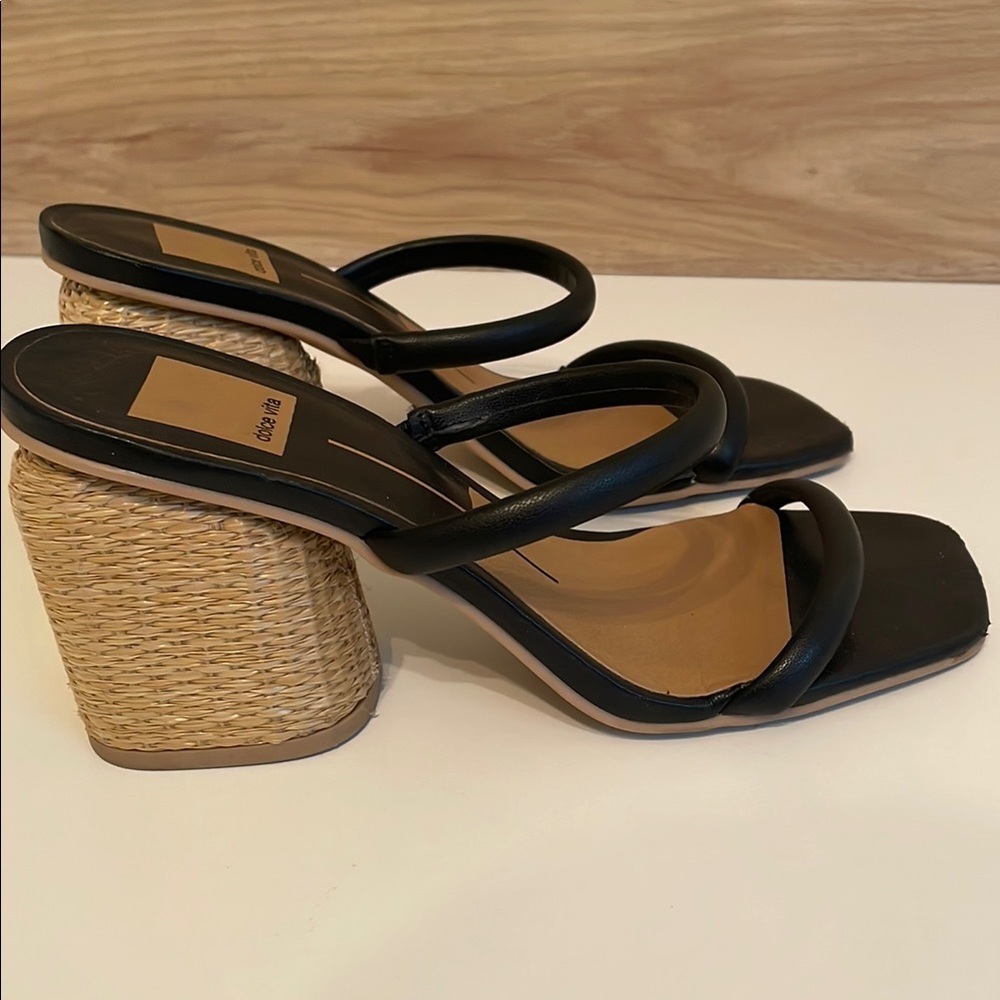 Dolce Vita Narra Black Stella Sandals‎ Size 6